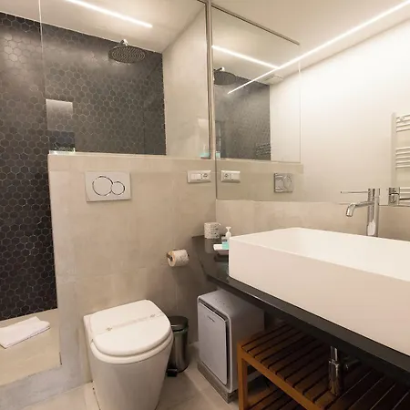 Rione Monti With Private Garden Apartament