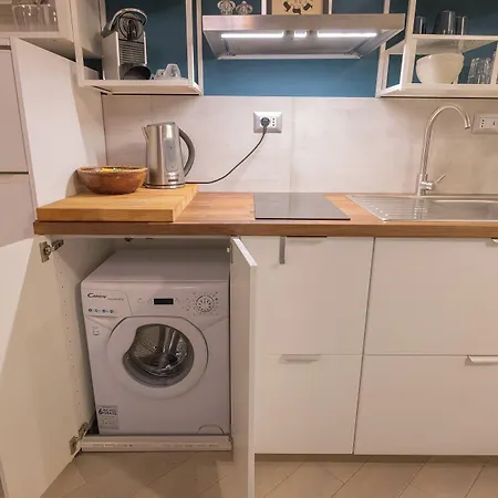 Rione Monti With Private Garden Apartament